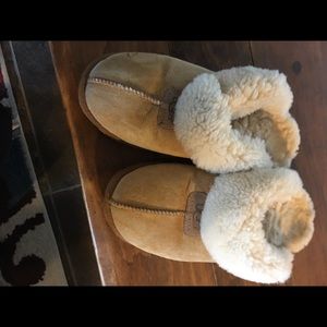 Ugg Slippers -size 9